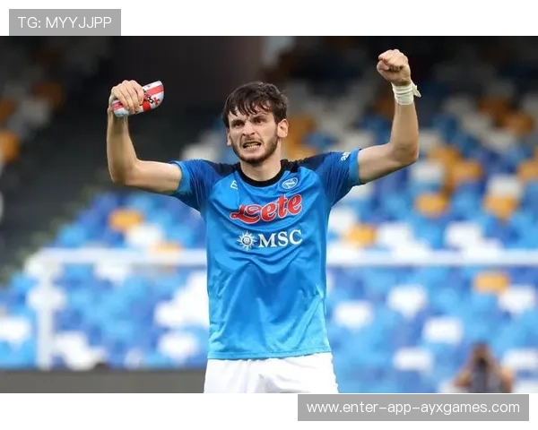 那不勒斯克瓦拉茨赫利亚背身转体抽射再添一分